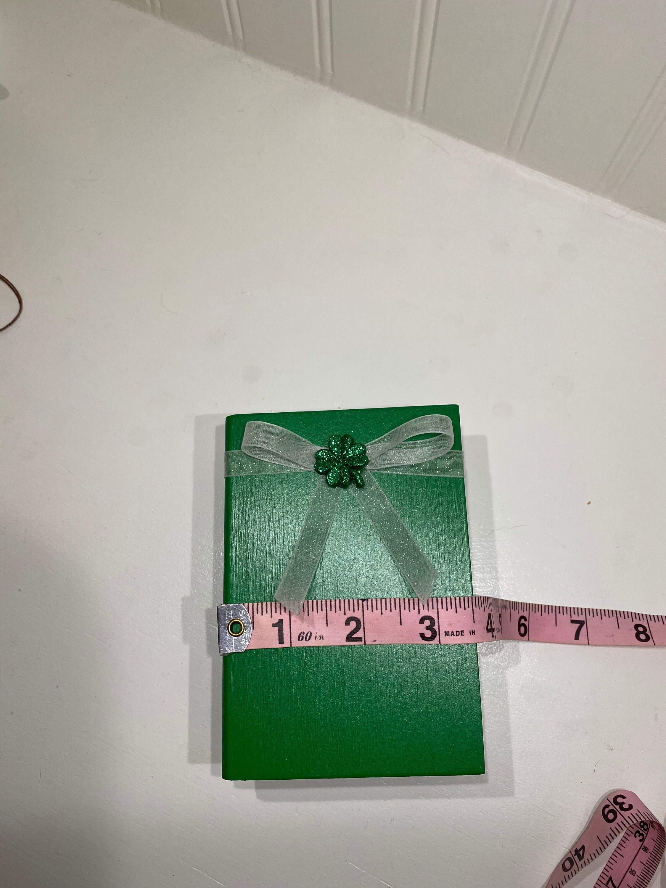 St. Patrick's Day Green Book Stack, Tiered Tray Decor, detail 7