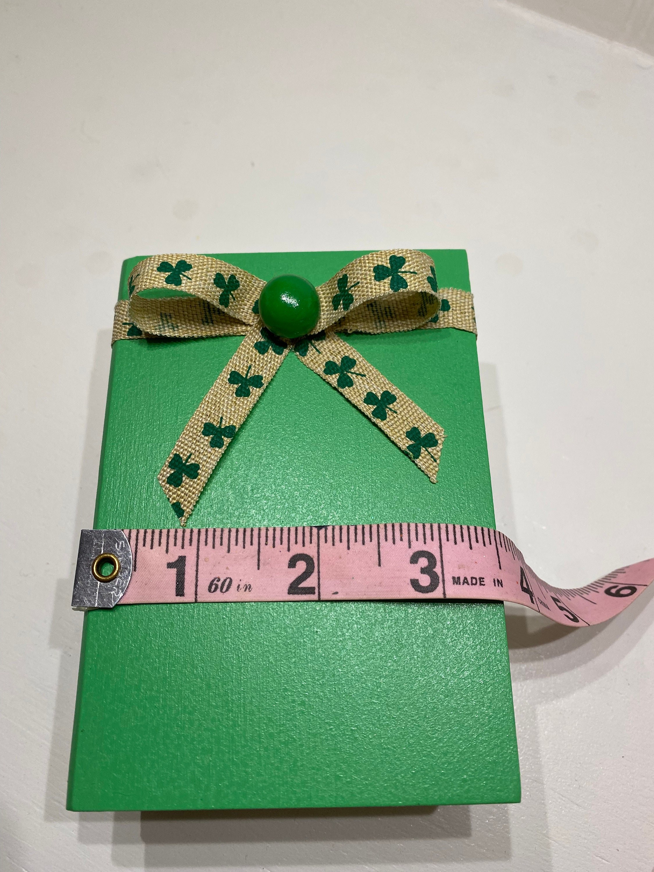 St. Patrick’s Day, Wee Bit Irish, detail 7