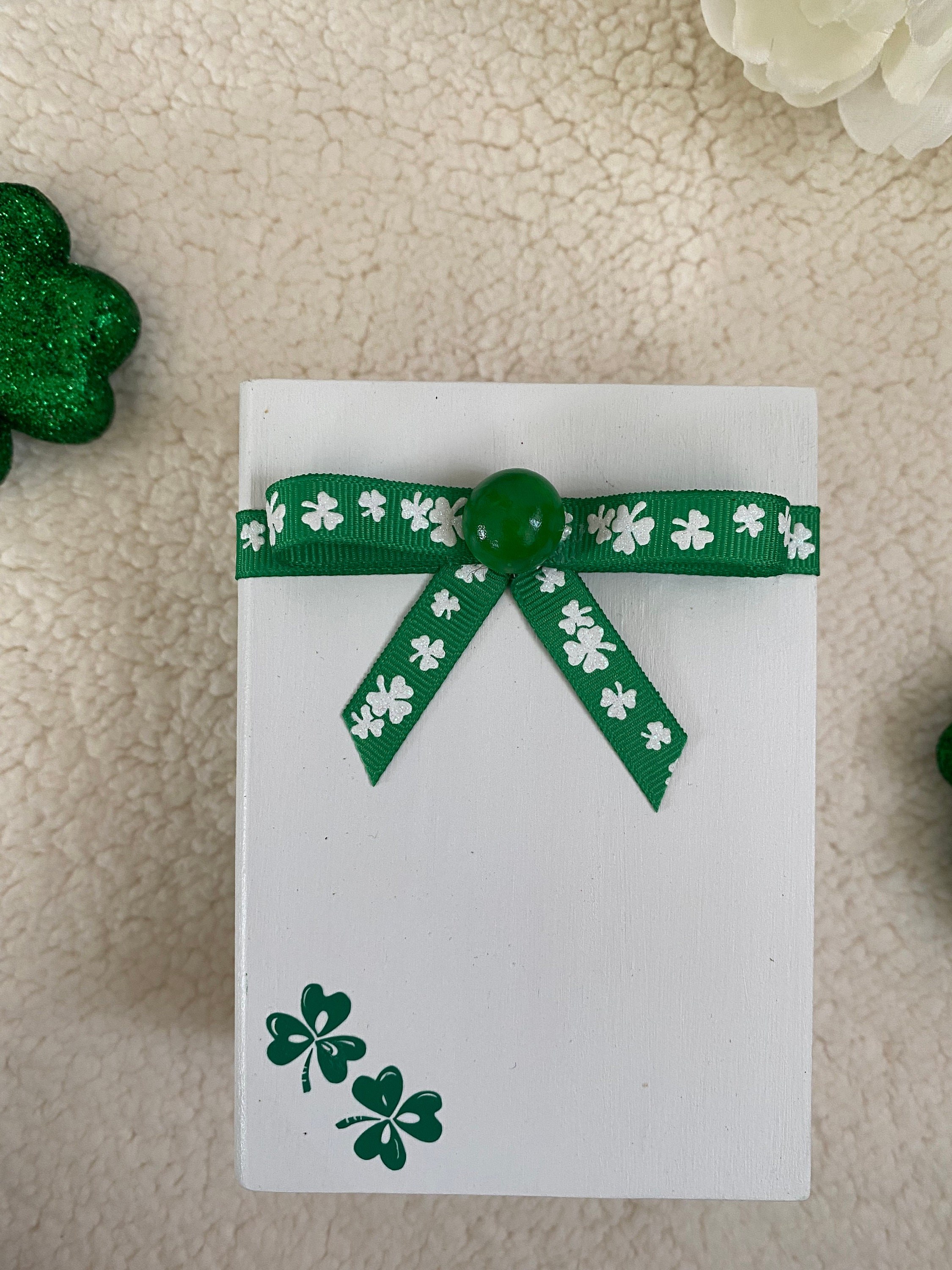 St Patricks Day, Shamrocks, detail 4
