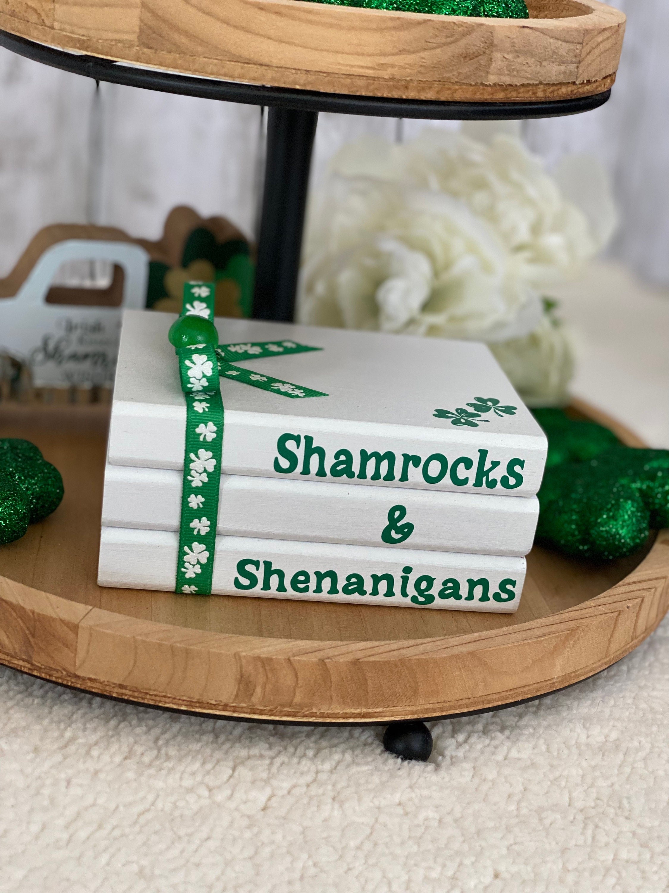 St Patricks Day, Shamrocks, detail 2
