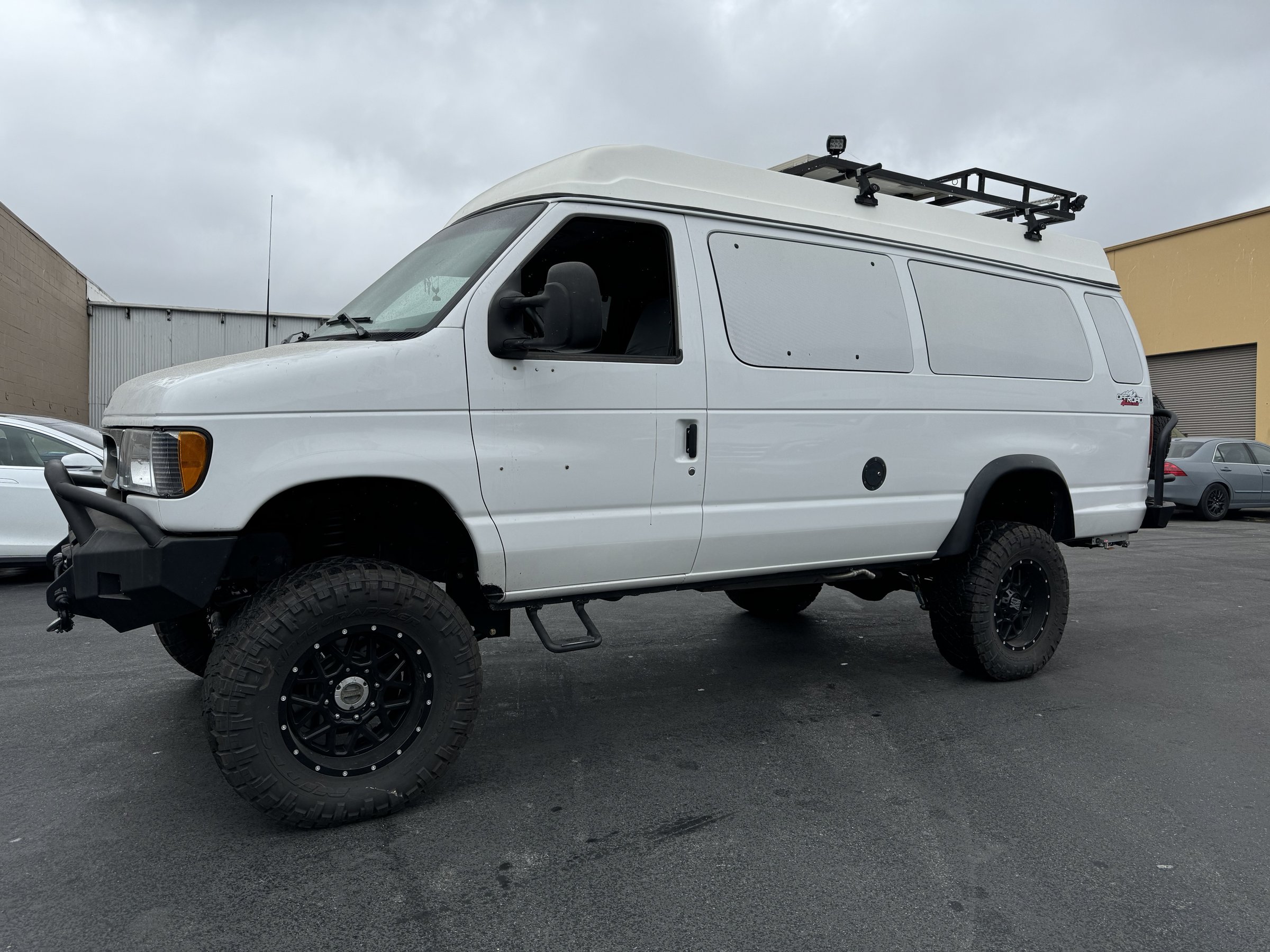Ford E-Series 4x4 build project photo