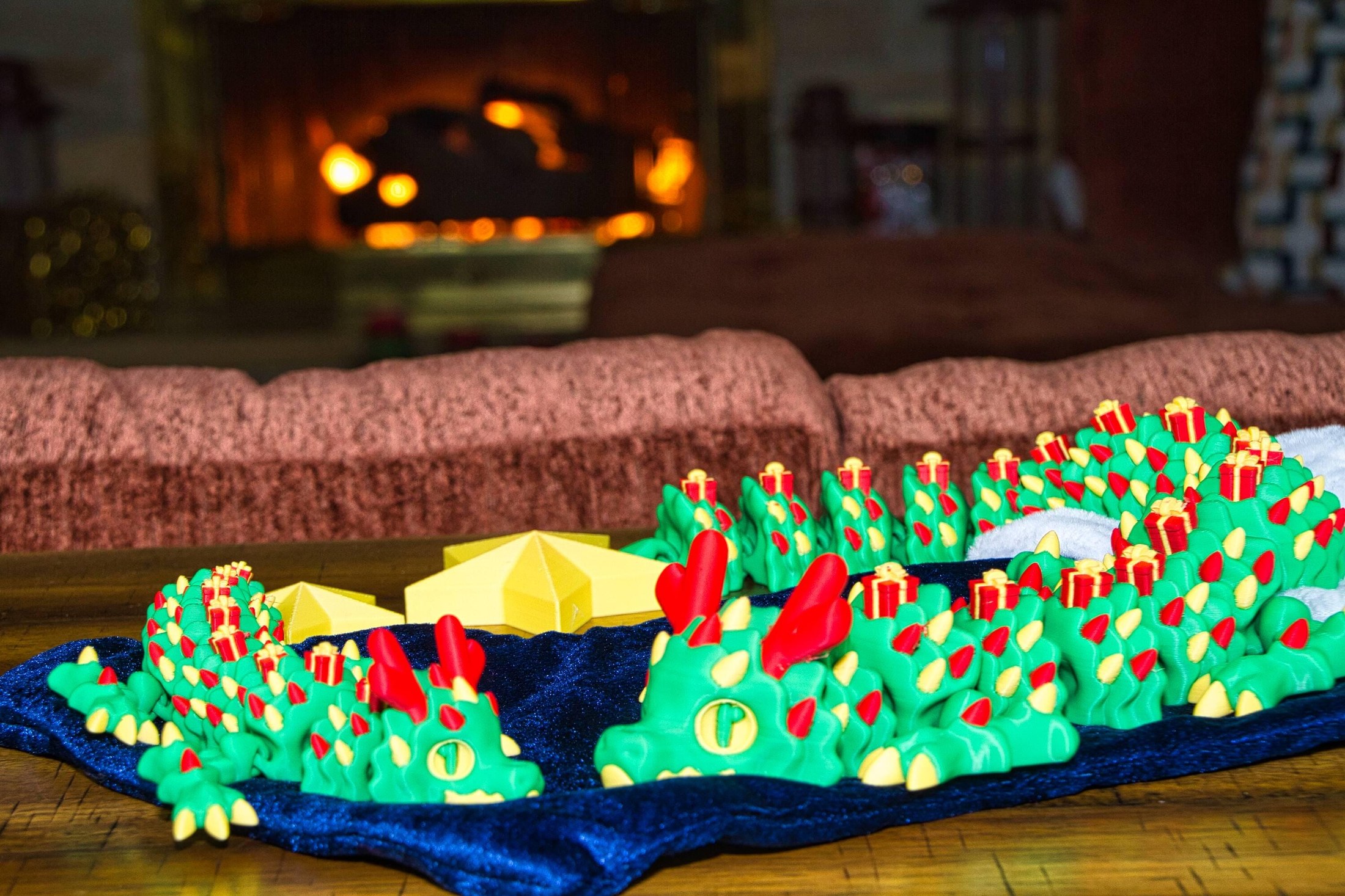 Articulated Christmas Tree Dragon | A 3D Printed Holiday Collection, view 2