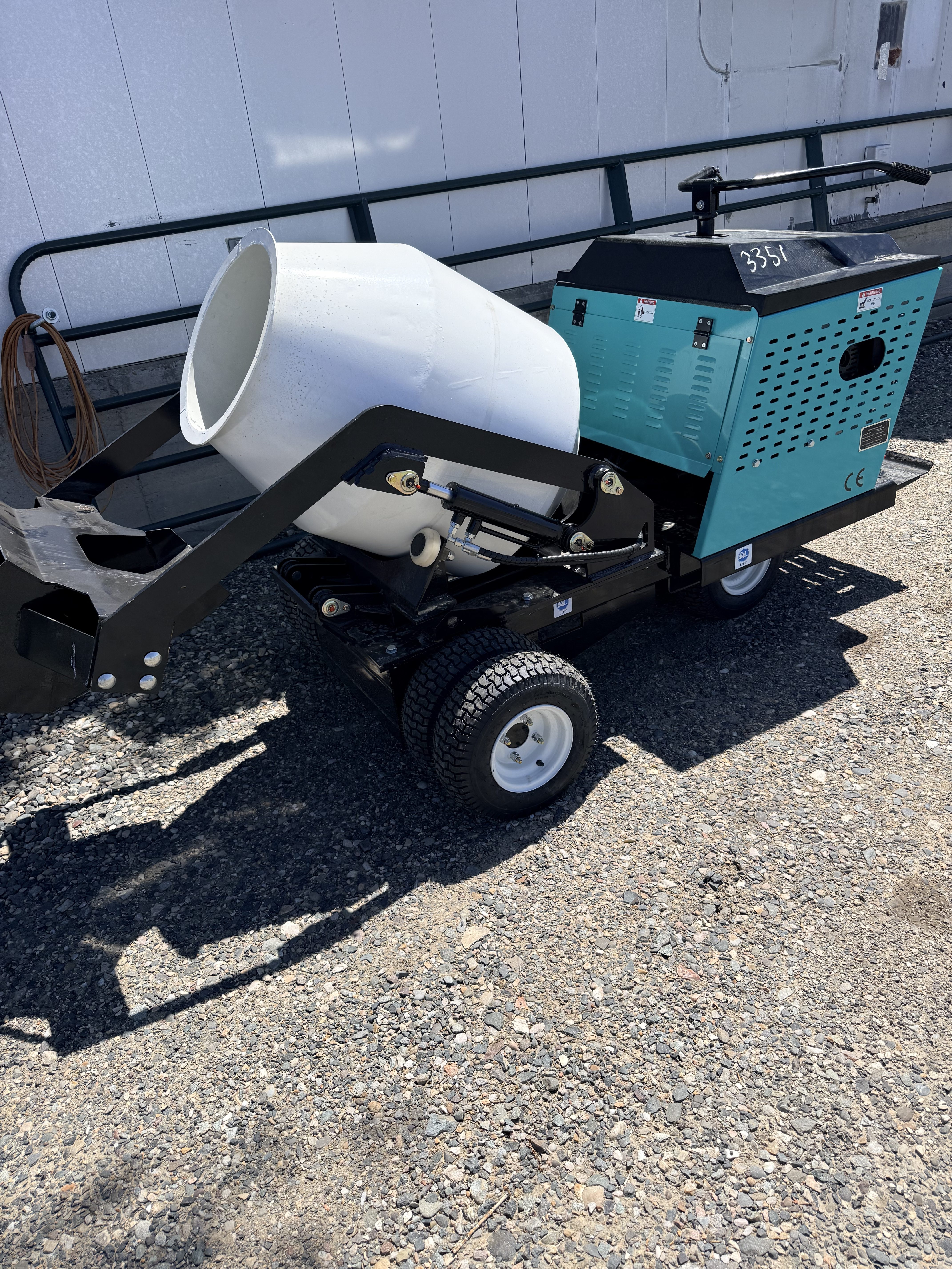 Self-propelled concrete mixer in the Rent One fleet