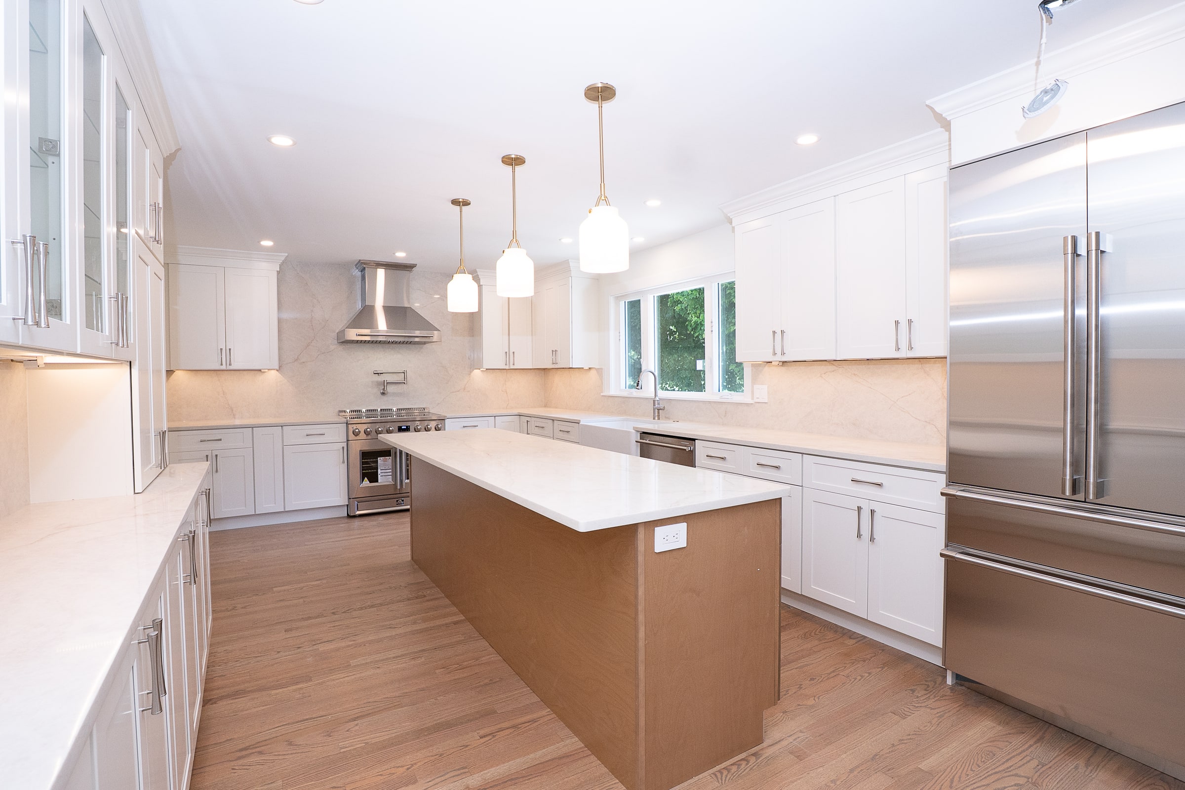 Completed custom kitchen renovation by EMC Contracting