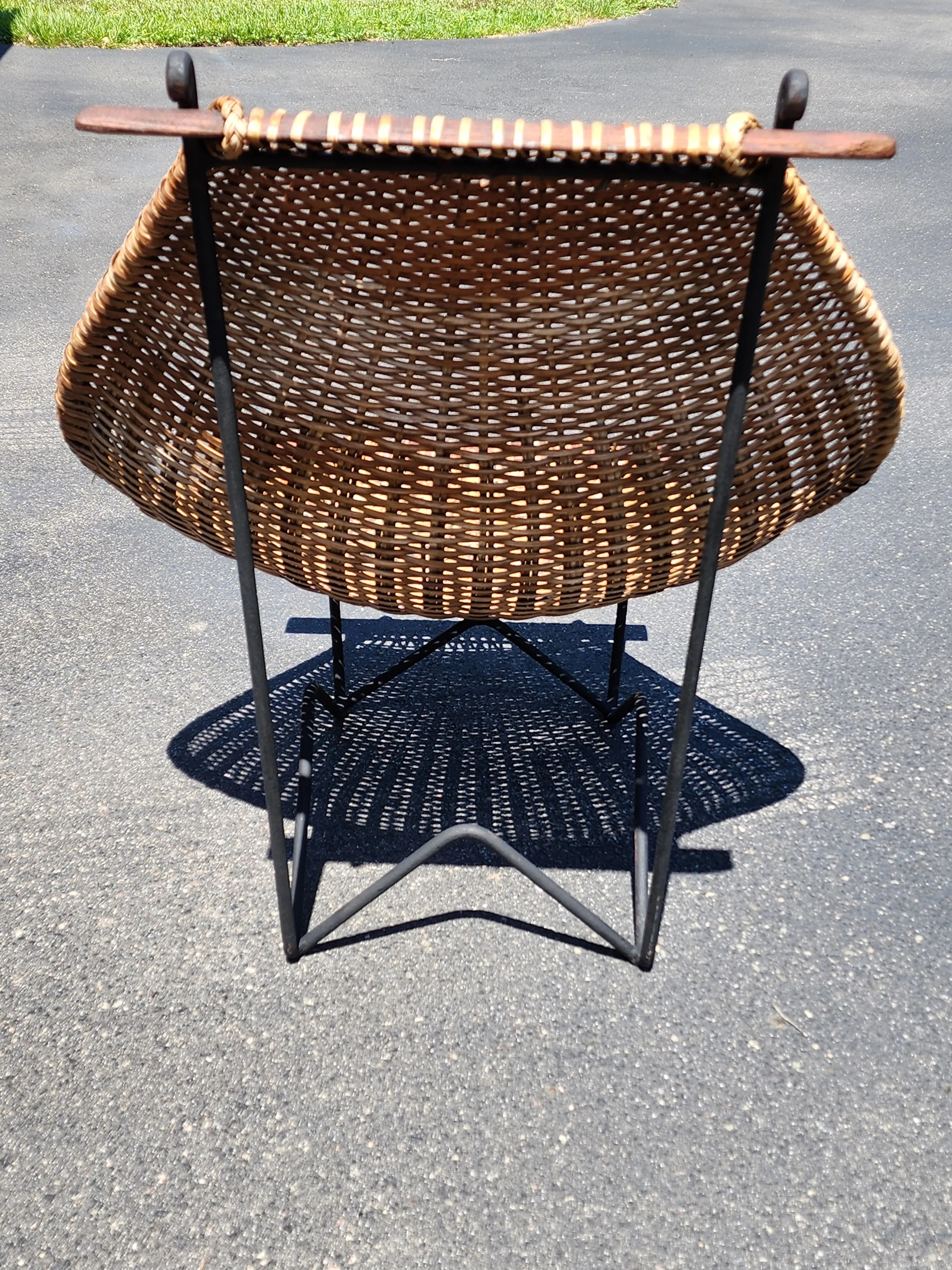1960s John Risley Iron and Cane Lounge Sling Chair, detail 8