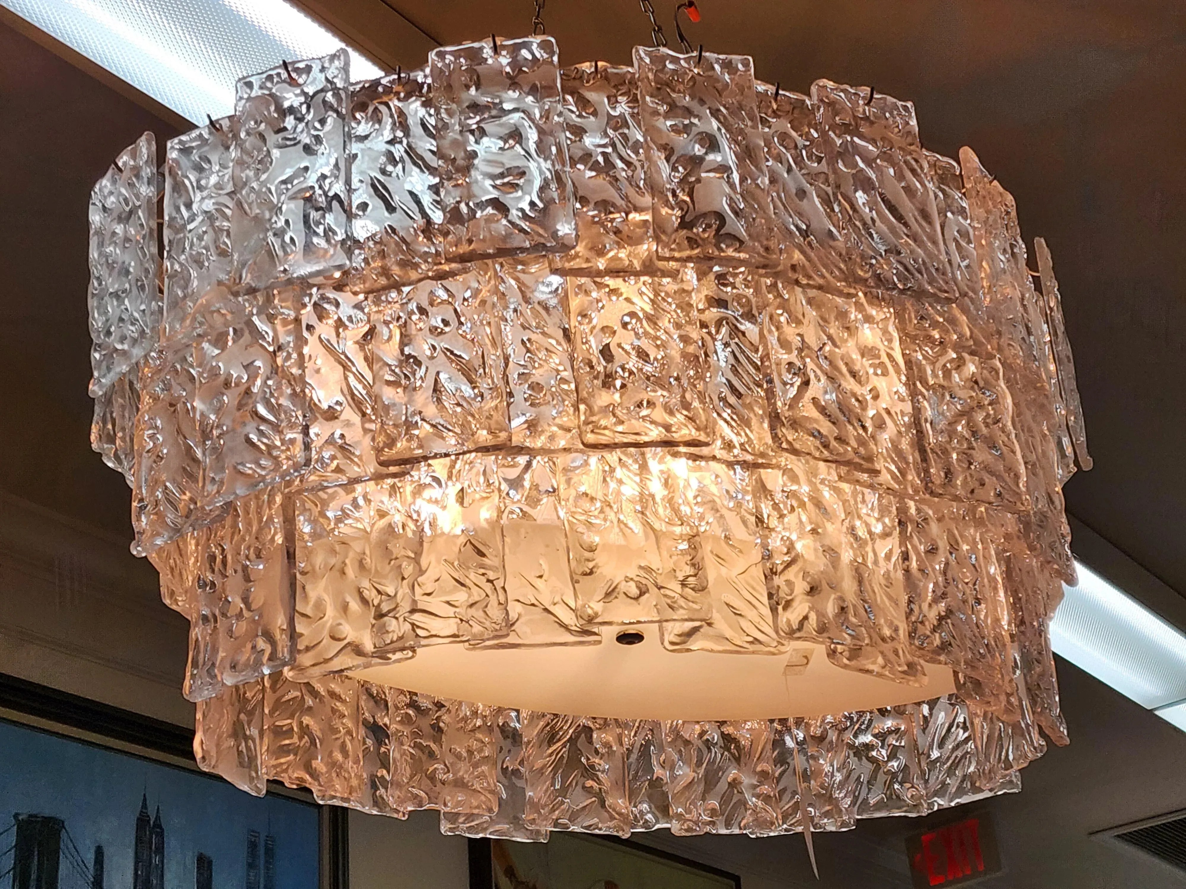 1980s Oval Hammered Strip "Listelli" Chandelier by Simoeng in Mid-Century Modern Style, detail 2