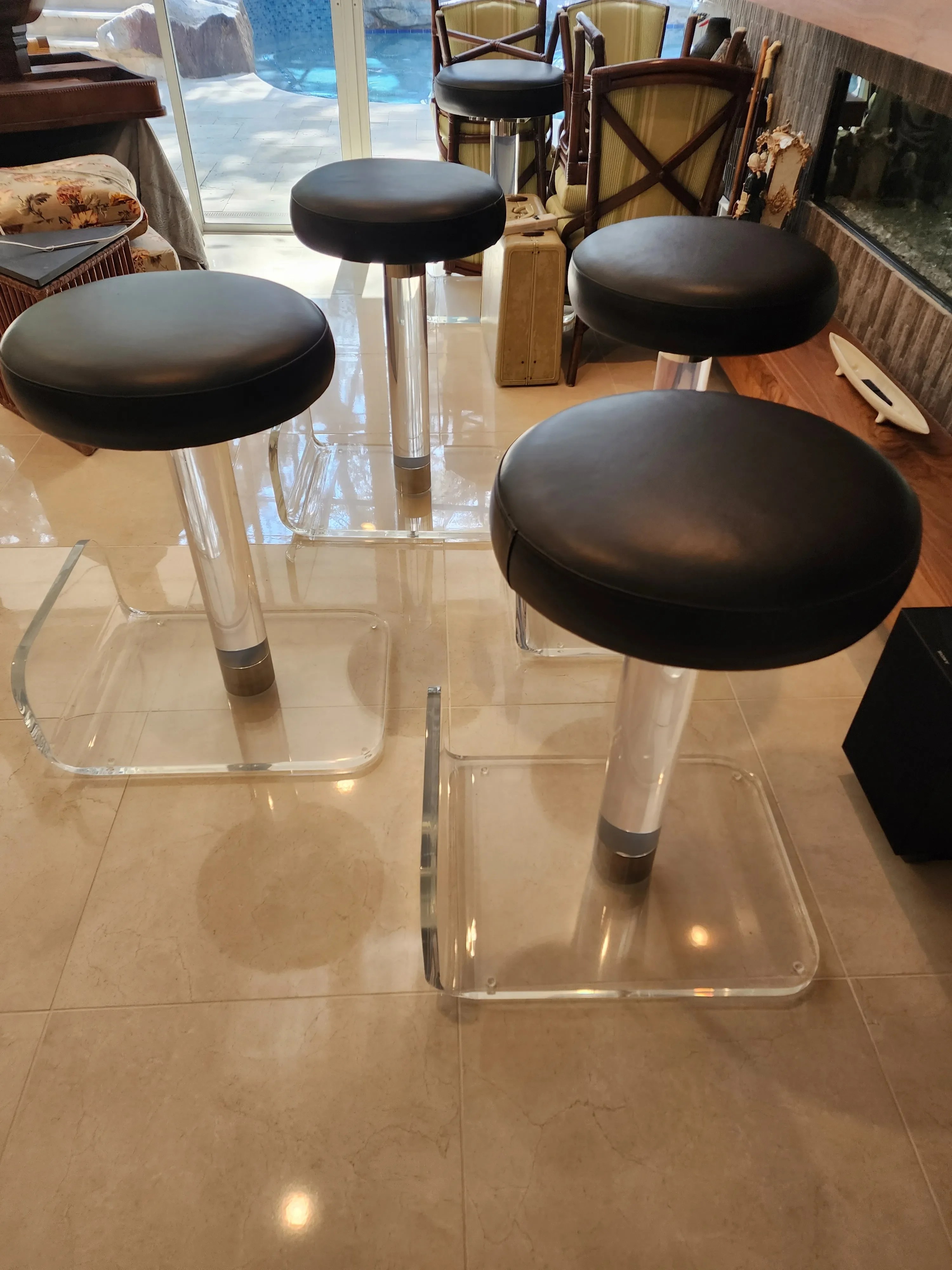 1980s Set of 4 Mid Century Modern Lucite Bar Stools, detail 5