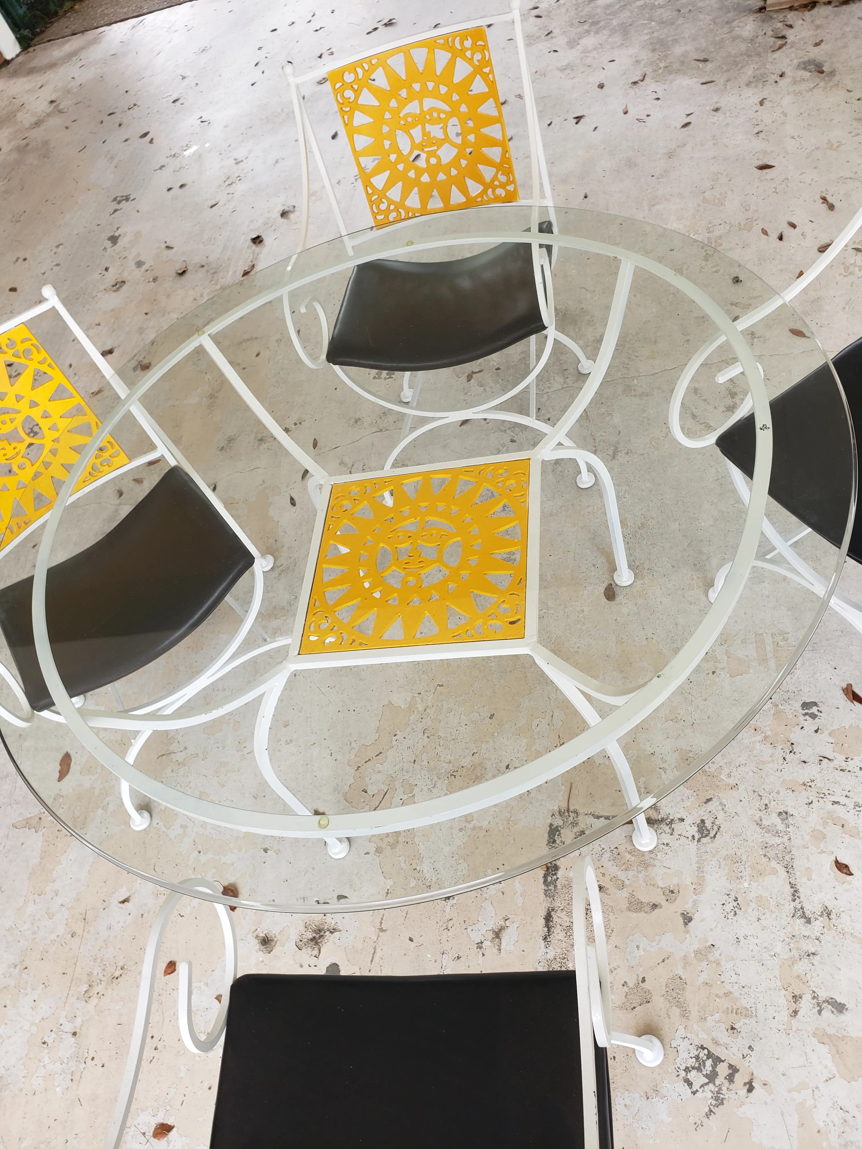 Author Umannoff Cast Iron Patio Set in the Sun Pattern - 5 Pieces, detail 3