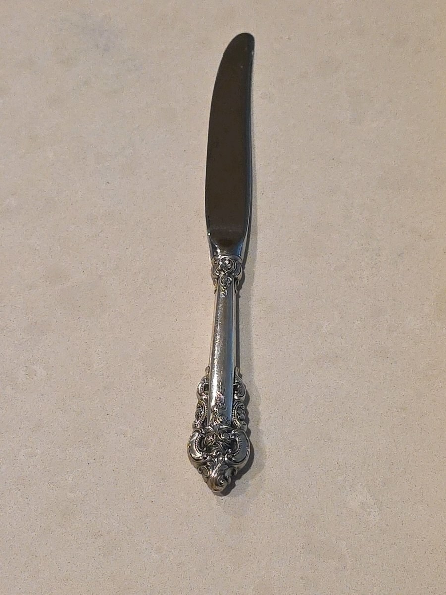 7 7/8"  YOUTH CHILD KNIFE WALLACE GRANDE BAROQUE STERLING SILVER 