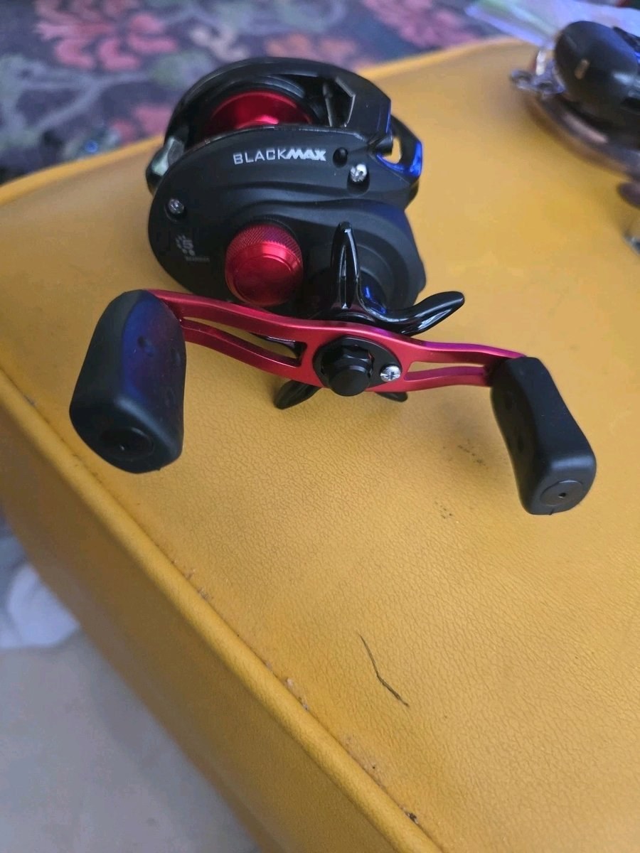 Abu Garcia Reel Bait Casting Reel BLACKMAX Sports