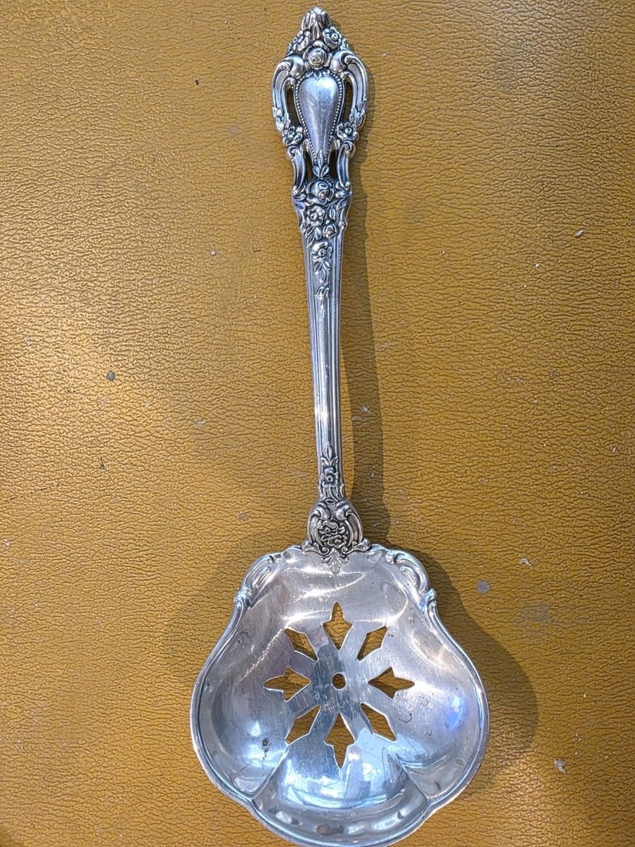 Eloquence by Lunt Sterling Silver Nut Spoon 6" Bon Bon Flatware