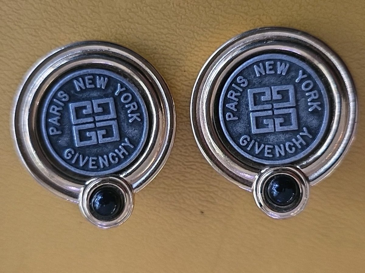 Givenchy Paris New York Logo Coin Blue Cabochon CLIP-ON Earrings Gold tone