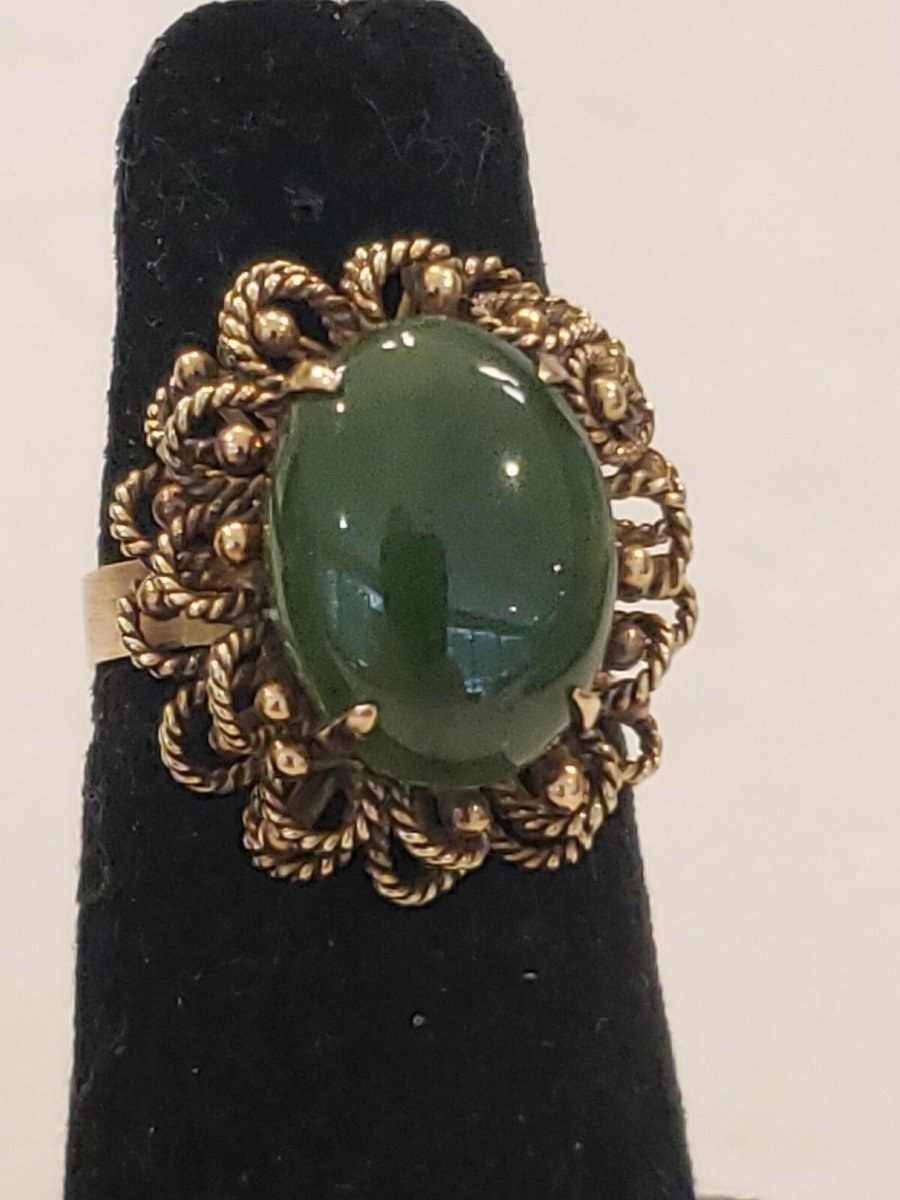 ORNATE Ladies 14k Yellow Gold Marquise Shape Jade Filigree Band Estate Ring 