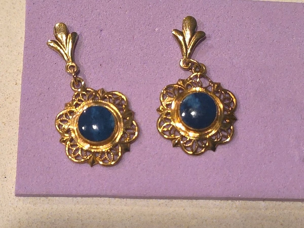 Petite 14k Yellow Gold  Earring With Blue Stone 