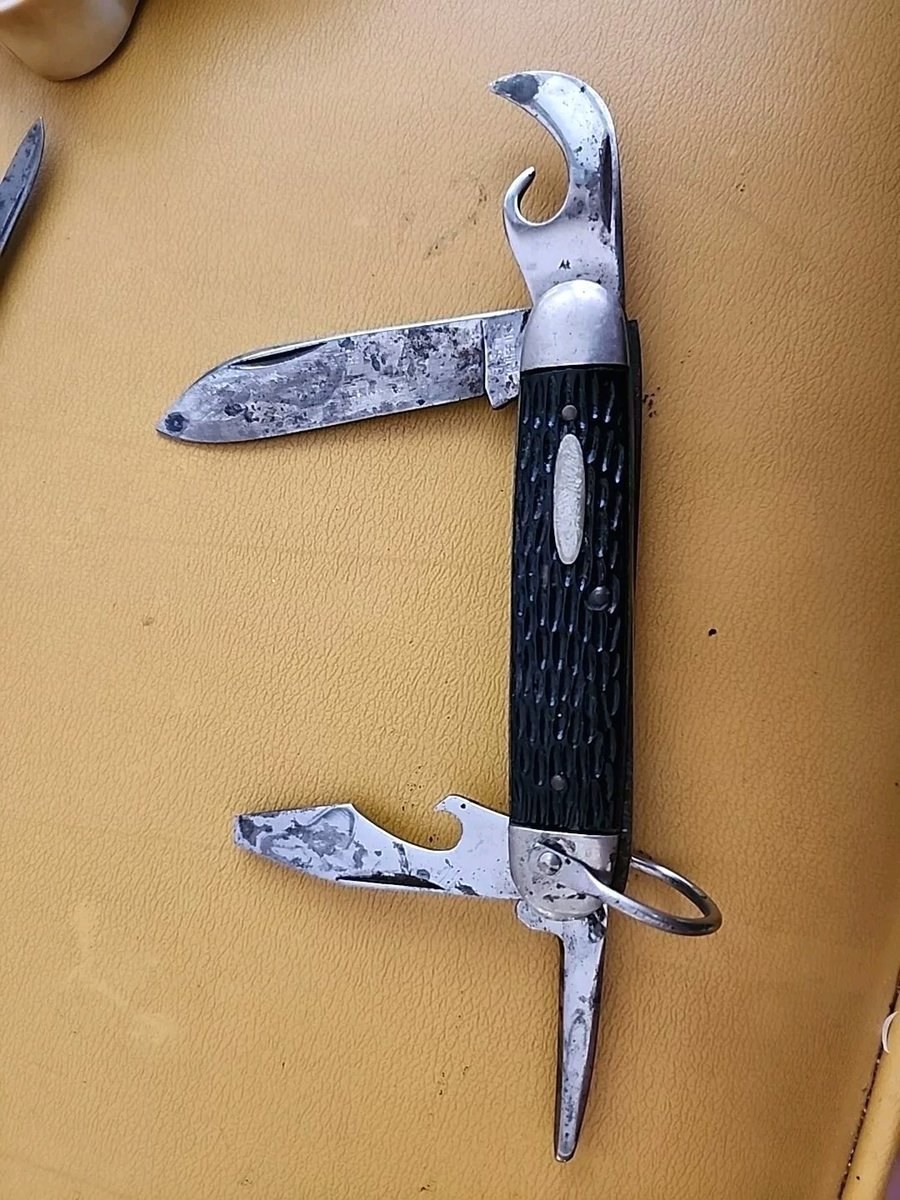 Rare Ulster 4 Blade Pocket Knife