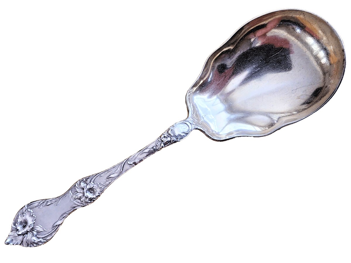 Reed & Barton - Les Cinq Fleurs Sterling Silver 9" Berry Spoon No Monogram