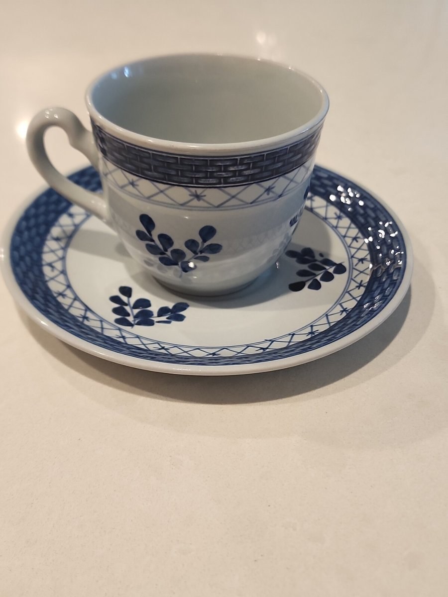 Royal Copenhagen Denmark Handpainted Tranquebar Blue Fajance 956 Cup & Saucer