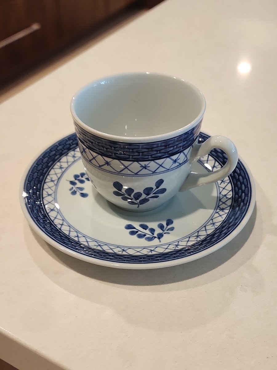 Royal Copenhagen TRANQUEBAR BLUE SAUCER & CUP #992 Coffee Tea Floral