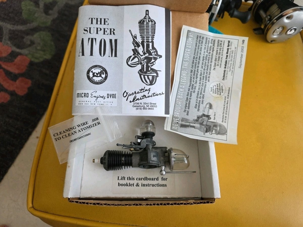 The  Mighty Atom For Model Airplanes Atom V  S/N B39