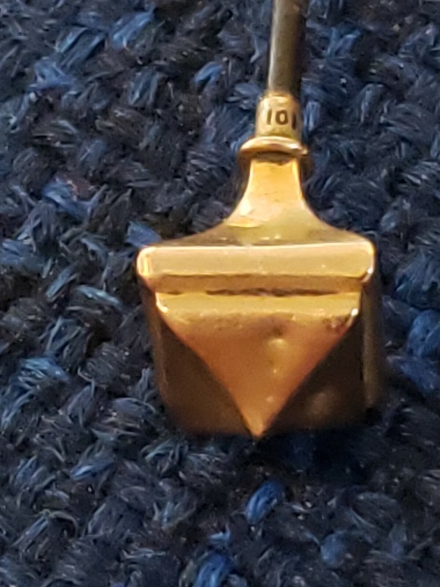 VICTORIAN 10K GOLD STREET LAMP HAT PIN STICK PIN