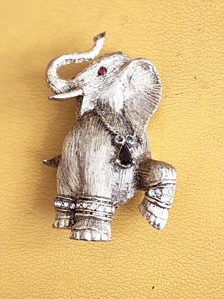 Vintage Pauline Rader Lion Elephant Brooch MCM 1960's