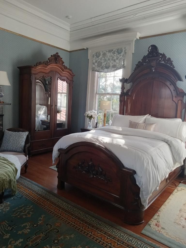A bedroom at Woodlawn