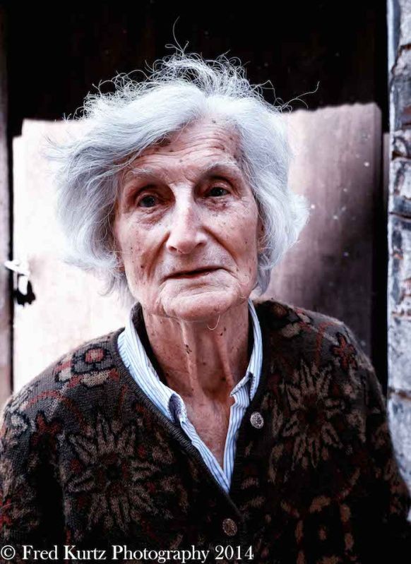 Such a nice face. She was trying to tell in Italian she wasn't beautiful enough. We convinced her she was. This is Fred Kurtz's wonderful image of this lovely lady from Siena, italy
