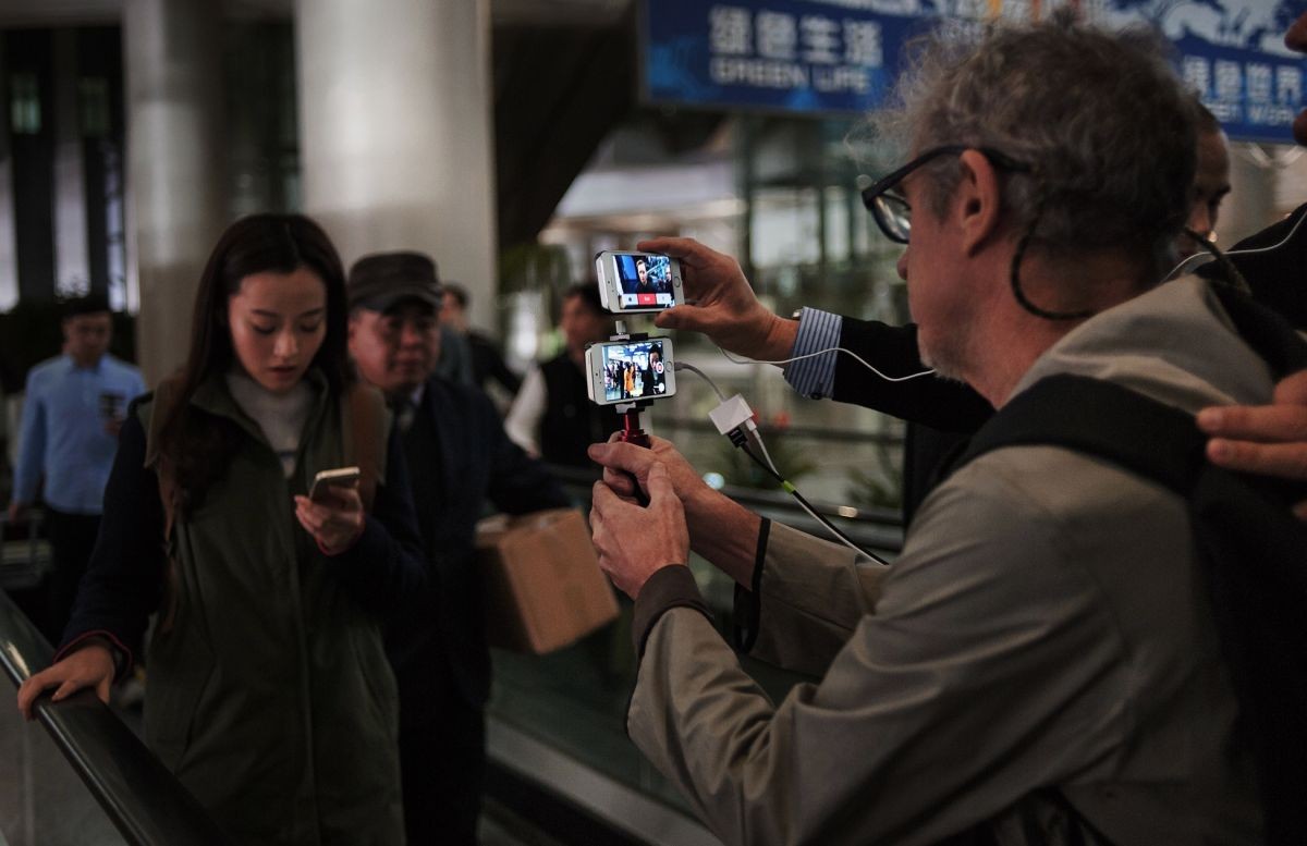 A behind the scenes look at Apple's new Mac celebration video shot with 100 iPhones around the world.