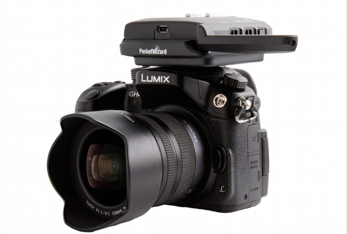 The glorious new FlexTT5 TTL radio system that allows us to shoot TTL without the flash being in line of site.