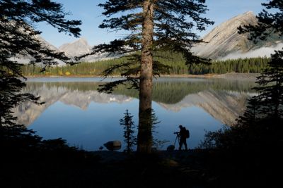 Daniel J. Cox, 2014 Canadian Rockies Fall Photography Tour, photograph 3