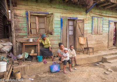Several generations at home, Andasibe.
