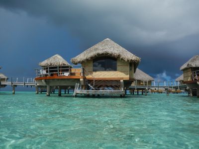 Michelle M. Duggan, 2018 Dreamin’ of Tahiti Tour, photograph 3
