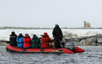 Taylor Beattie, 2019 Svalbard Photography Tour I, photograph 4